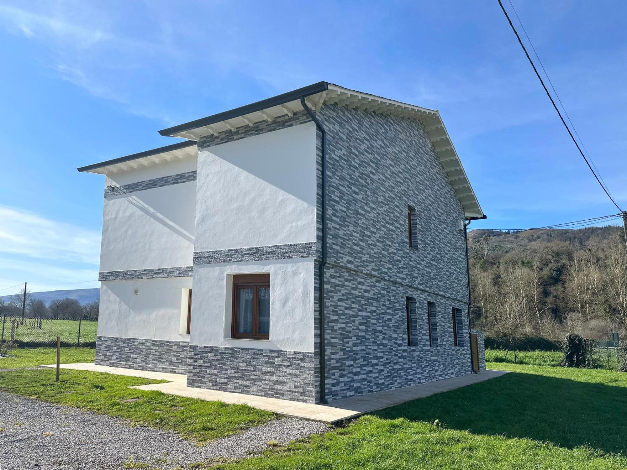 La Casa Del Zapatero Corvera (Cantabria)